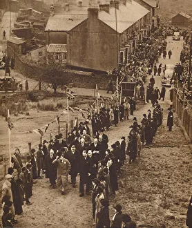 Monmouthshire Prints: Welcomed to Monmouthshire - King Edward at Abertillery, Nov 1936 (1937)