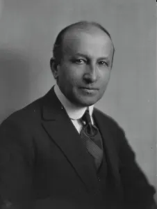 Starched Collar Prints: Wertheimer, Mr. portrait photograph, 1917. Creator: Arnold Genthe