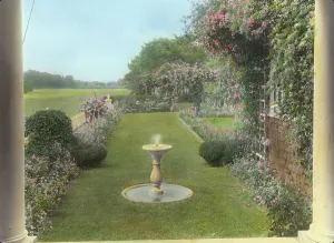 Westlawn, Edward Tiffany Dyer house, Great Plains Road, Southampton, New York, 1914. Creator: Frances Benjamin Johnston. Westlawn, Edward Tiffany Dyer house, Great Plains Road, Southampton, New York, 1914