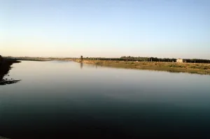 Mesopotamian Gallery: Wide River Tigris, Mosul, Iraq