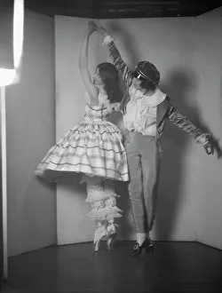 En Pointe Prints: Wilde and Jason, Misses, 1924 Apr. 12. Creator: Arnold Genthe