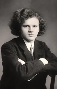 Rotary Photo Prints: Wilhelm Backhaus (1884-1969), German pianist, 1907. Artist: Rotary Photo
