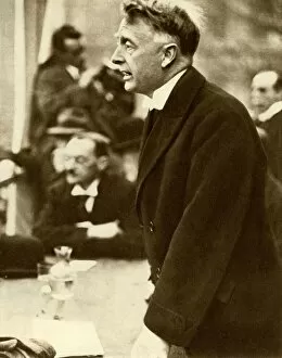 Dublin Gallery: William Thomas Cosgrave making a speech, Dublin, Ireland, 1922, (1935). Creator: Unknown