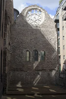 Winchester Palace, London, SE1, England, 3 / 9 / 10. Creator: Ethel Davies; Davies, Ethel