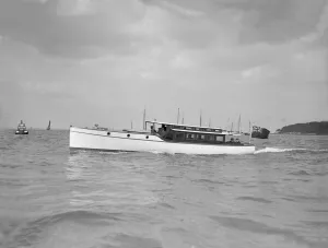 Wolseley Prints: Wolseley 45ft cabin launch. Creator: Kirk & Sons of Cowes