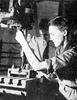War Work Gallery: Woman armaments worker, World War II, 1940