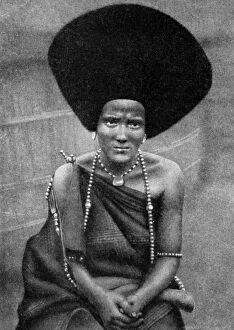 Images Dated 24th November 2007: A woman of the Beja Nile or Baggara people, Ethiopia, Africa, 1922
