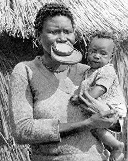 Peoples Of The World In Pictures Gallery: A woman from the Sara-Kaba tribe, Congo Republic, Africa, 1936.Artist: Wide World Photos