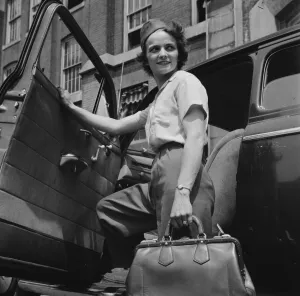 Women employed at Landers, Frary and Clark plant, New Britain, Connecticut, 1943. Creator: Gordon Parks Women employed at Landers, Frary and Clark plant, New Britain, Connecticut, 1943. Creator: Gordon Parks