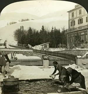 Graubunden Prints: Women washing clothes at the public fountain in midwinter