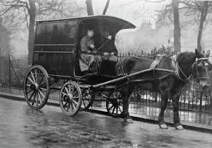 England United Kingdom Prints: Women workers, England, between c1915 and c1920. Creator: Bain News Service