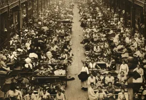 Women working in the Royal Army Clothing Factory, First World War, 1914-1918, (1933) Women working in the Royal Army Clothing Factory, First World War, 1914-1918, (1933)