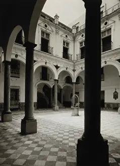 Tiled Prints: Women's hospital, Cadiz: 18th-century patio