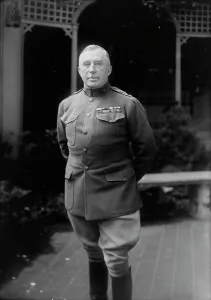 Leonard Wood Prints: Wood, between c1915 and c1920. Creator: Bain News Service