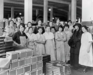 Aprons Prints: Wooden box industry - female workers posing with Mrs