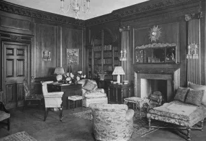 Woodwork from an old English room in the library, house of Miss Anne Morgan, New York City, 1924 Woodwork from an old English room in the library, house of Miss Anne Morgan, New York City, 1924