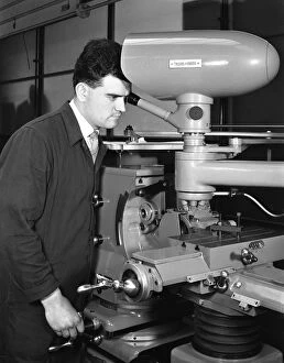 Artificer Gallery: Worker using a cutting machine, Egdar Allen Steel Foundry, Sheffield, South Yorkshire, 1964