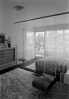 Storage Prints: World's Fair, House of Glass no. 4, 1939. Creator: Gottscho-Schleisner, Inc