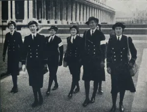 Hm Stationery Office Gallery: Wrens at Greenwich, 1941. Artist: Cecil Beaton