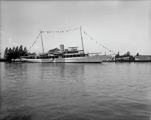 Advertisements Prints: Yacht Caroline of Toledo, St. Clair Flats, Mich. between 1909 and 1915. Creator: Unknown