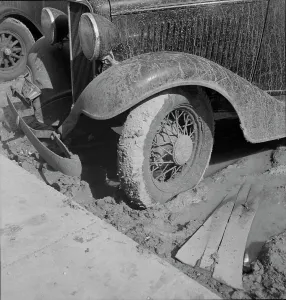 Muddy Prints: This year (1937) there are floods and heavy rain in the Dust Bowl