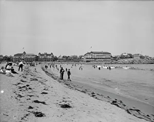 Holidaymakers Prints: York Beach, York, Maine, c1908. Creator: Unknown