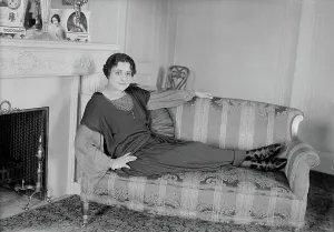 Ballet Shoes Prints: Yvonne Gall, 1919. Creator: Bain News Service